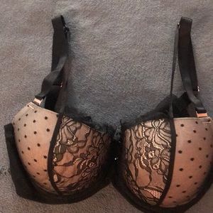 Black/nude bra